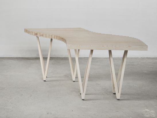 slideable table the second telling Elisabeth Florstedt design